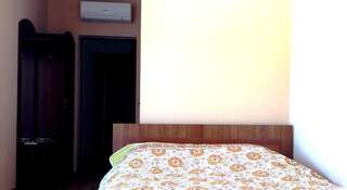 Гостиница Султанский Алушта Двухместный номер с 1 кроватью и видом на горы-9